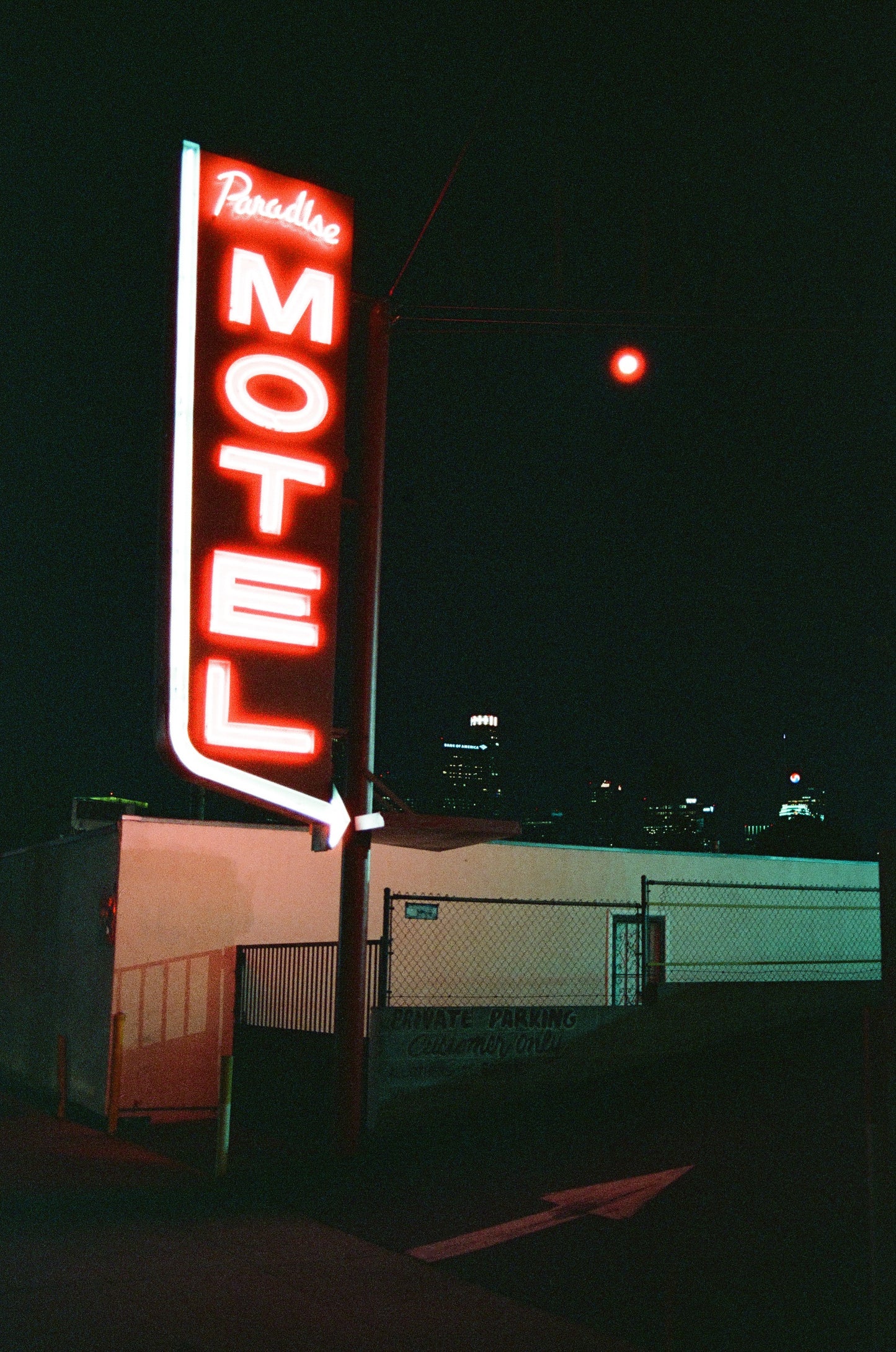 Paradise Motel